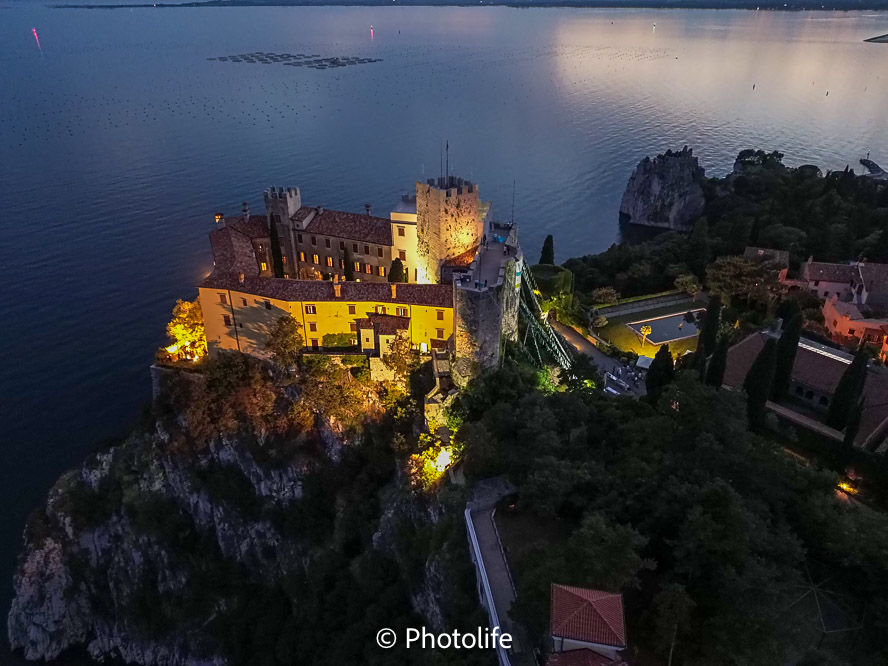 Duino Notturni, Castello